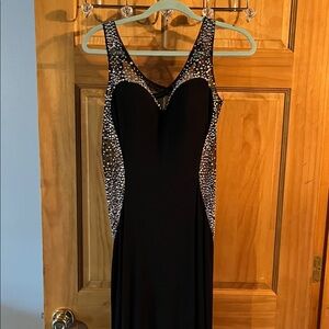 Elegant Black Evening Dress with Silver Accents